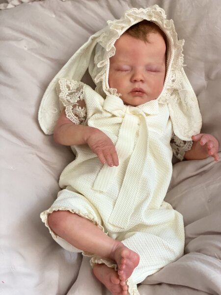 Delilah E